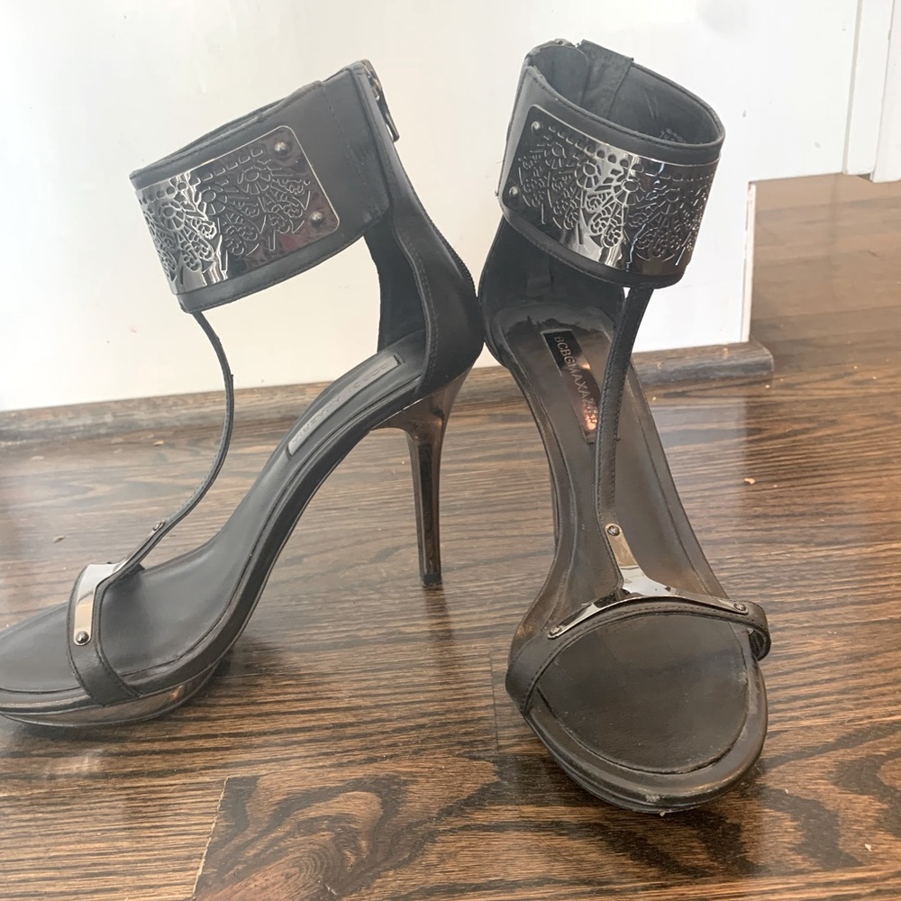 BCBGMAXAZRIA black heels